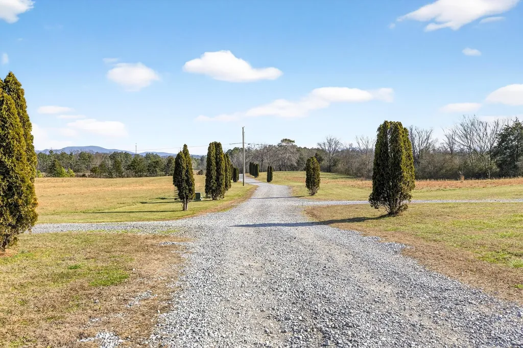 229 Davis Lane Old Fort TN 37362