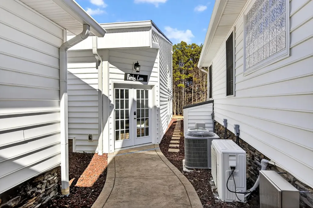 3195 Ladd Springs Road, SE Old Fort TN 37362