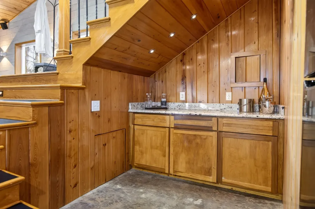 3195 Ladd Springs Road, SE Old Fort TN 37362