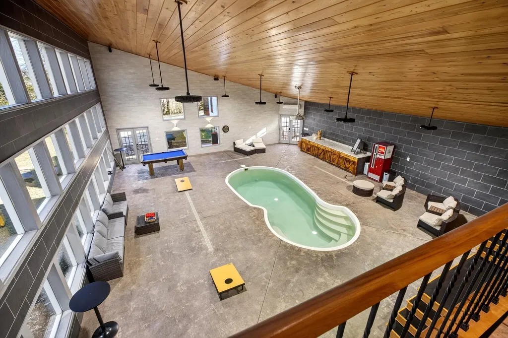 3195 Ladd Springs Road, SE Old Fort TN 37362