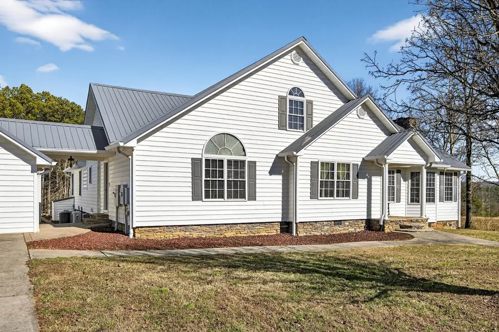 3195 Ladd Springs Road, SE Old Fort TN 37362