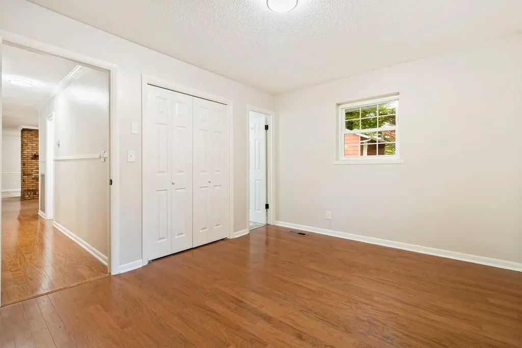 188 Bates Street, NE Charleston TN 37310