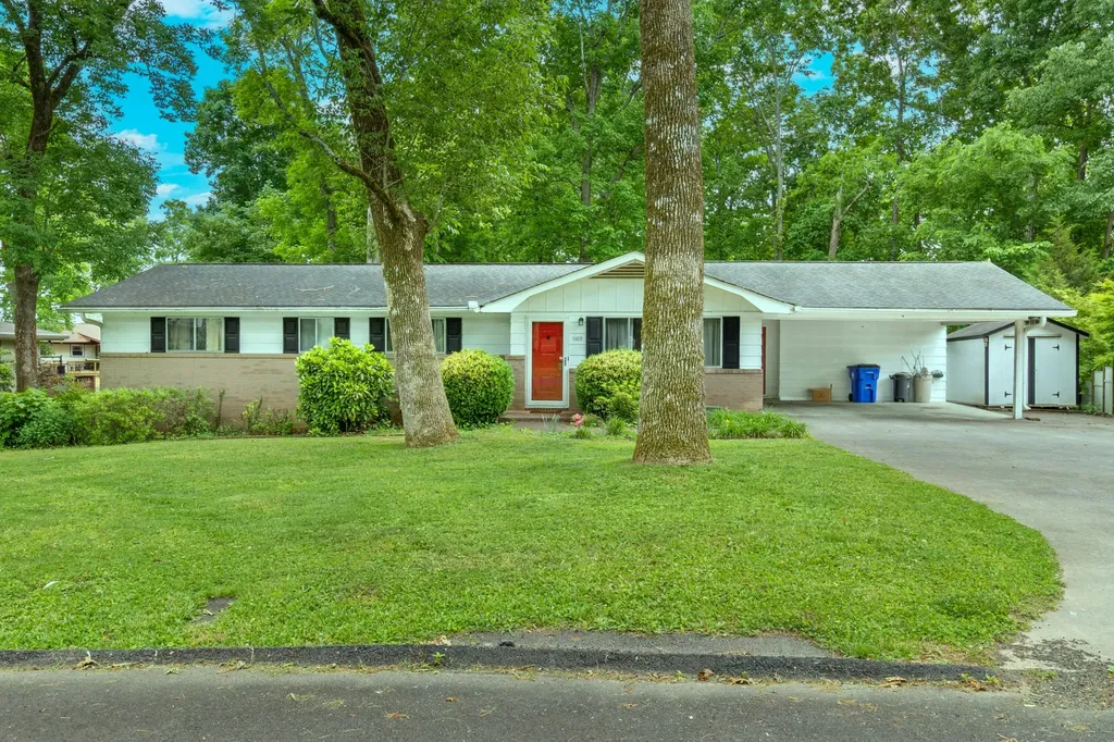 1109 Peerless Drive, NW Cleveland TN 37312
