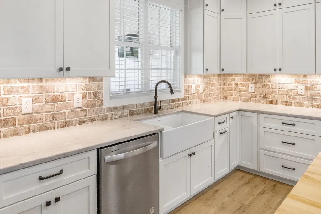 206 Rochelle Circle, NE Charleston TN 37310