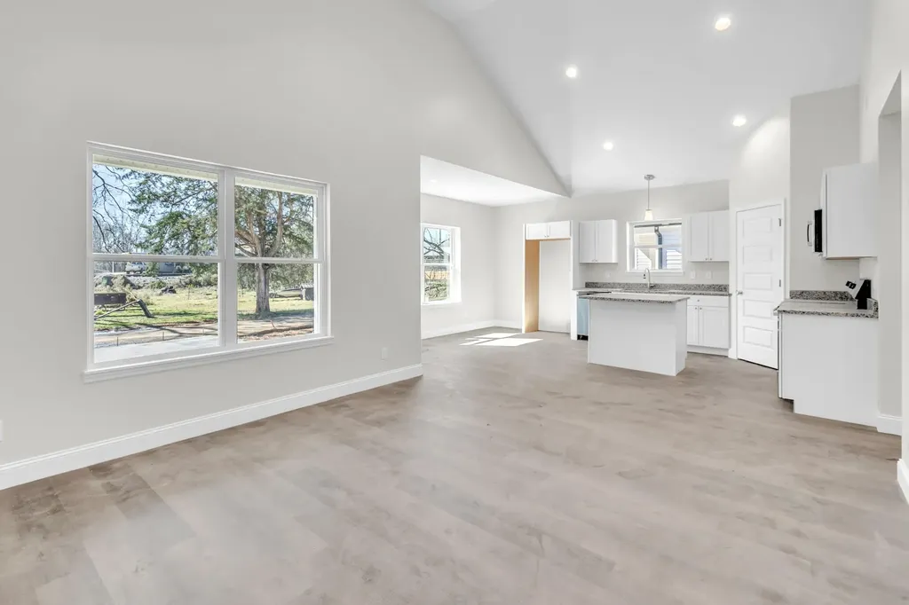 125 Lindon Street Benton TN 37307