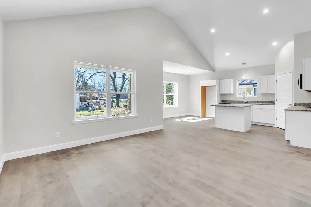 129 Lindon Street Benton TN 37307