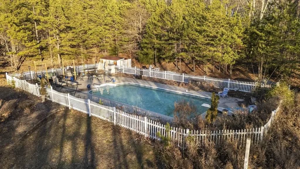 345 Potter Place Road, NW Charleston TN 37310
