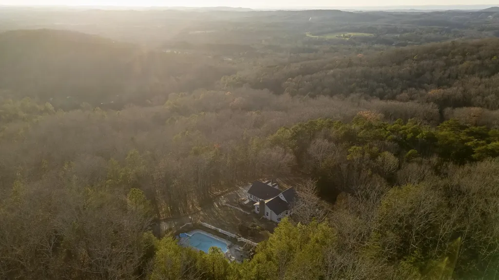 345 Potter Place Road, NW Charleston TN 37310