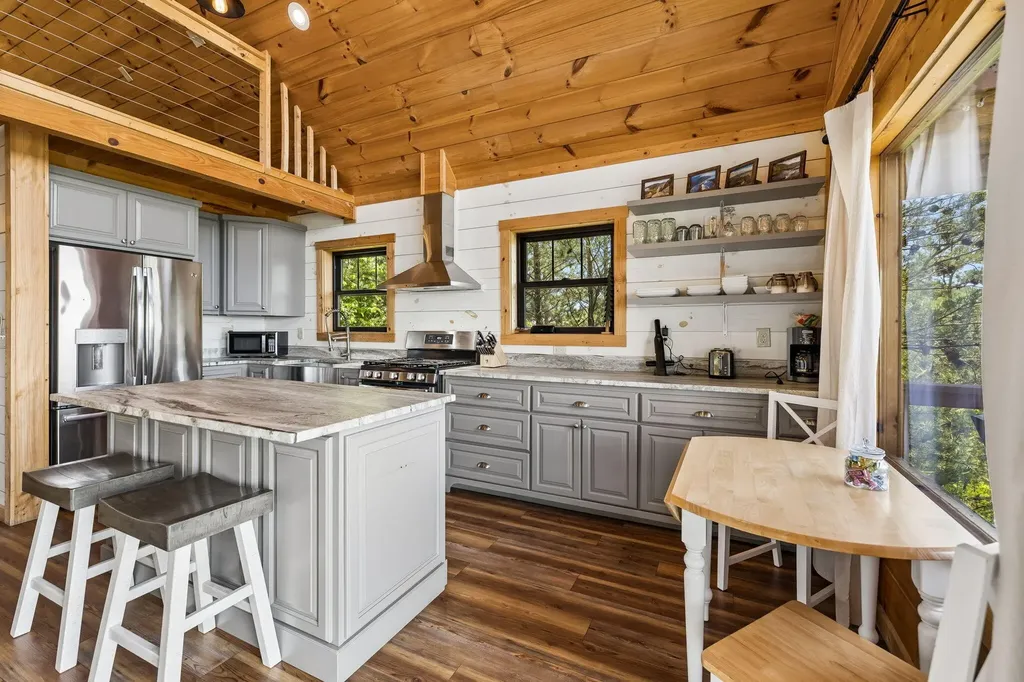117 Skyline Drive Tellico Plains TN 37385