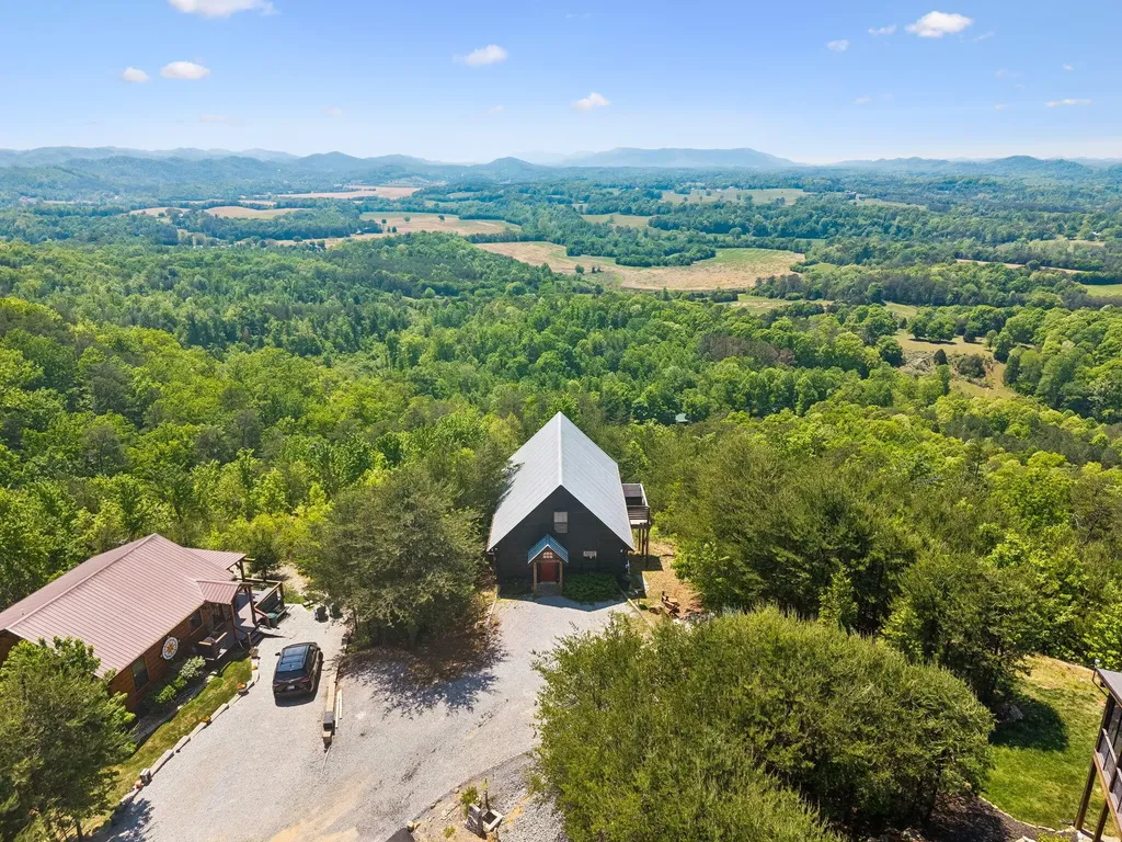 117 Skyline Drive Tellico Plains TN 37385