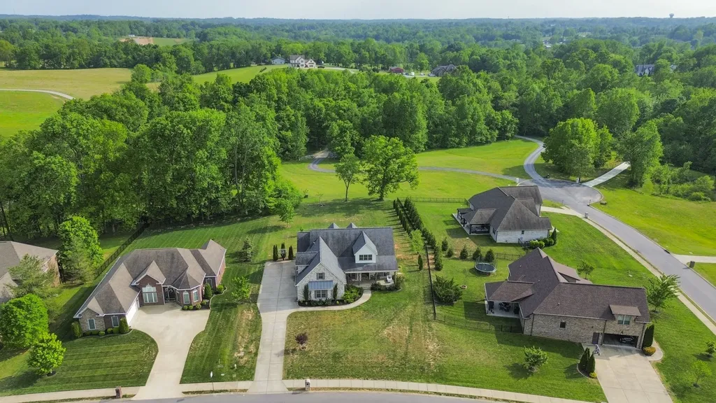 106 Renee Court Cottontown TN 37048