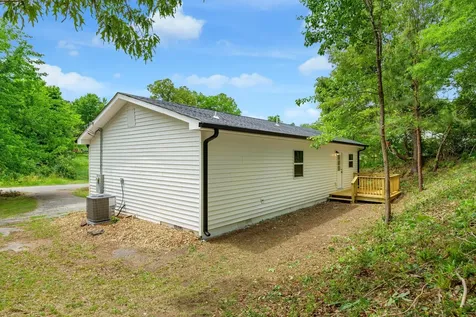 2606 Pine Drive, SE Cleveland TN 37323