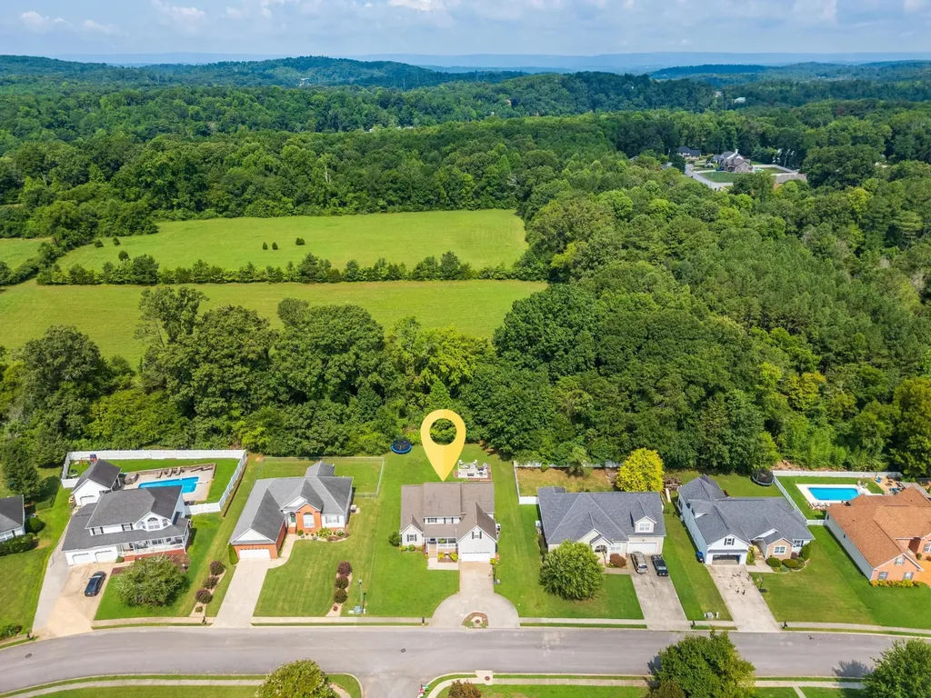 7754 Prince Drive Ooltewah TN 37363