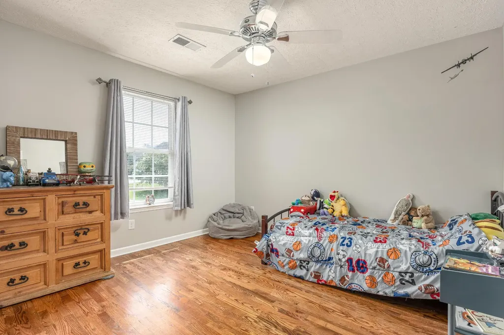 7754 Prince Drive Ooltewah TN 37363