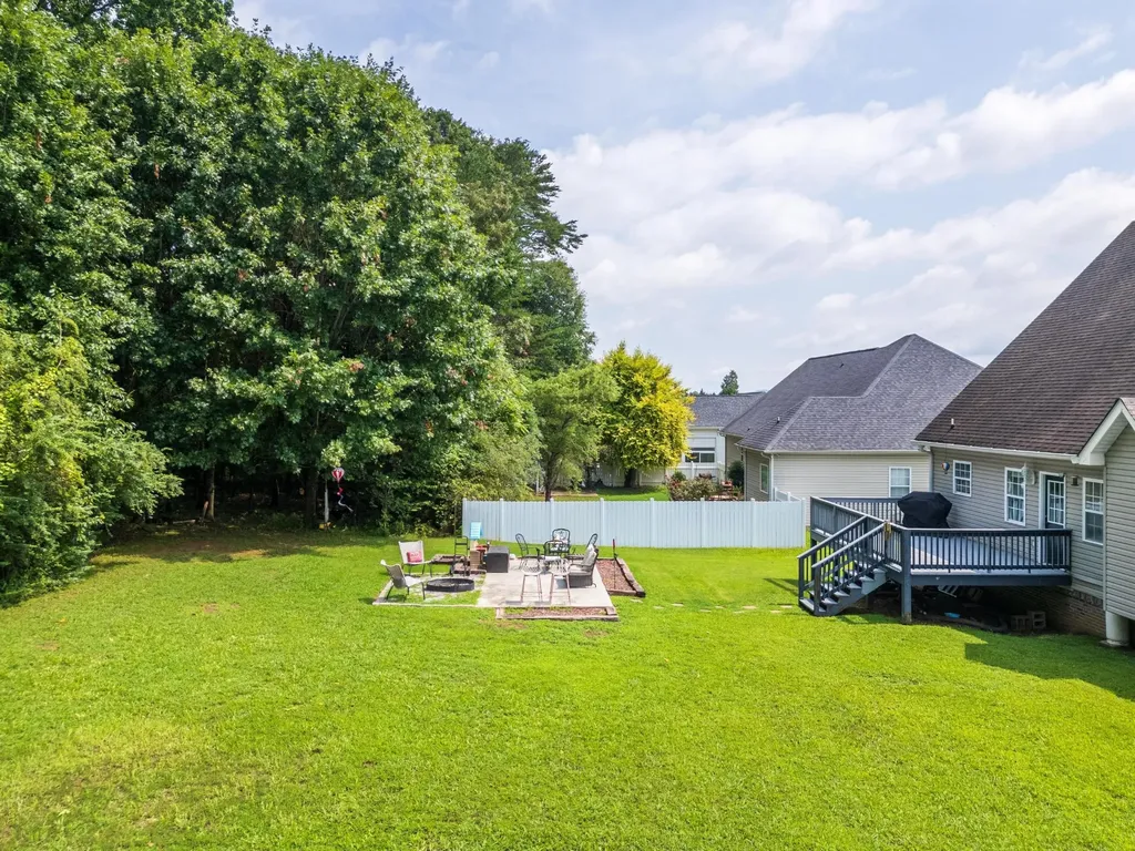 7754 Prince Drive Ooltewah TN 37363