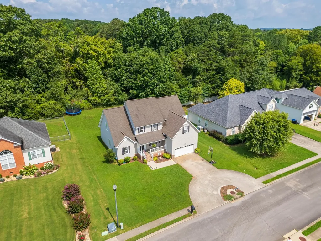 7754 Prince Drive Ooltewah TN 37363
