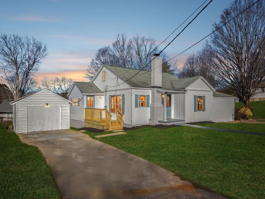 406 Taylor Street Athens TN 37303