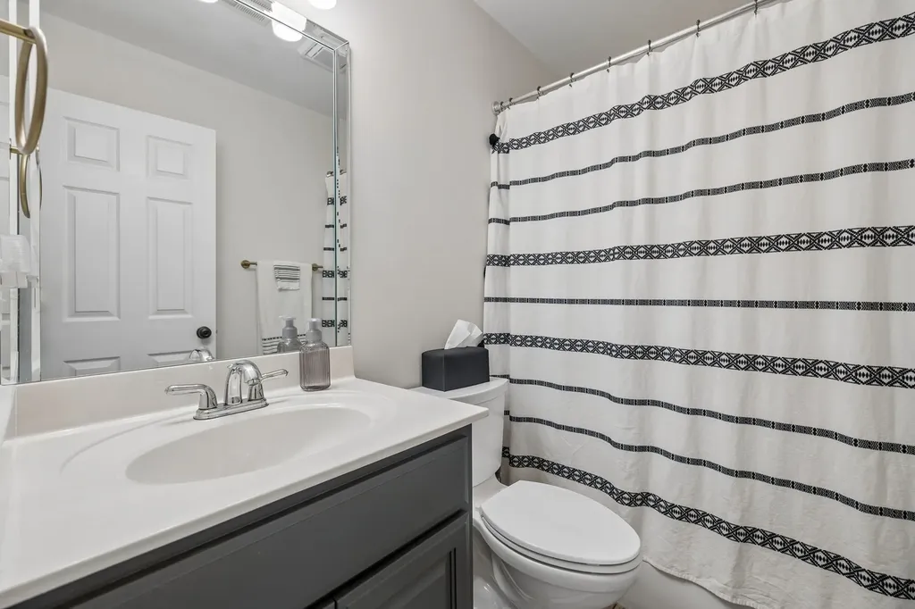 1322 Knoll Lane Lebanon TN 37087