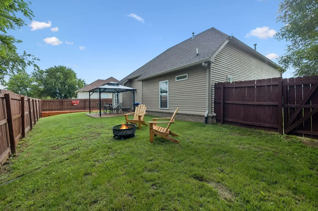 1322 Knoll Lane Lebanon TN 37087