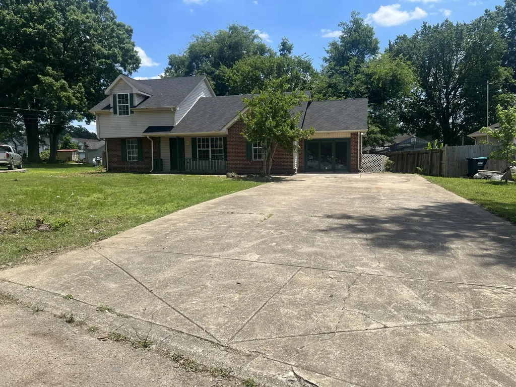 902 Regalwood Court Smyrna TN 37167