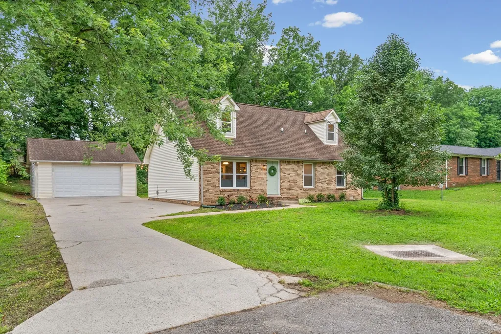 314 Andrew Drive Clarksville TN 37042