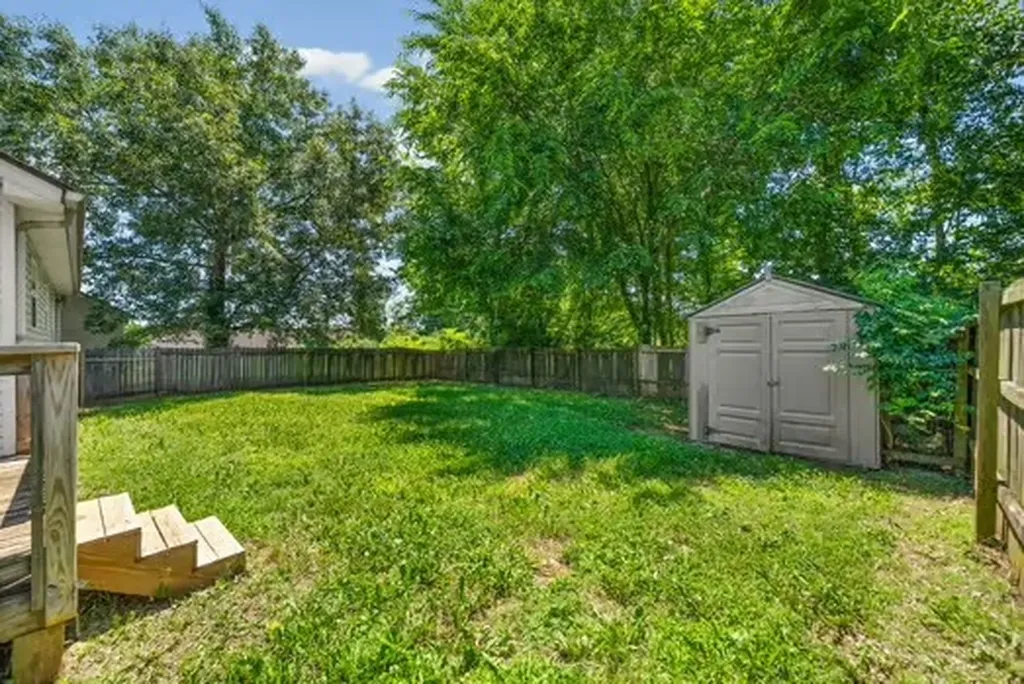 254 Fritz Circle Clarksville TN 37042