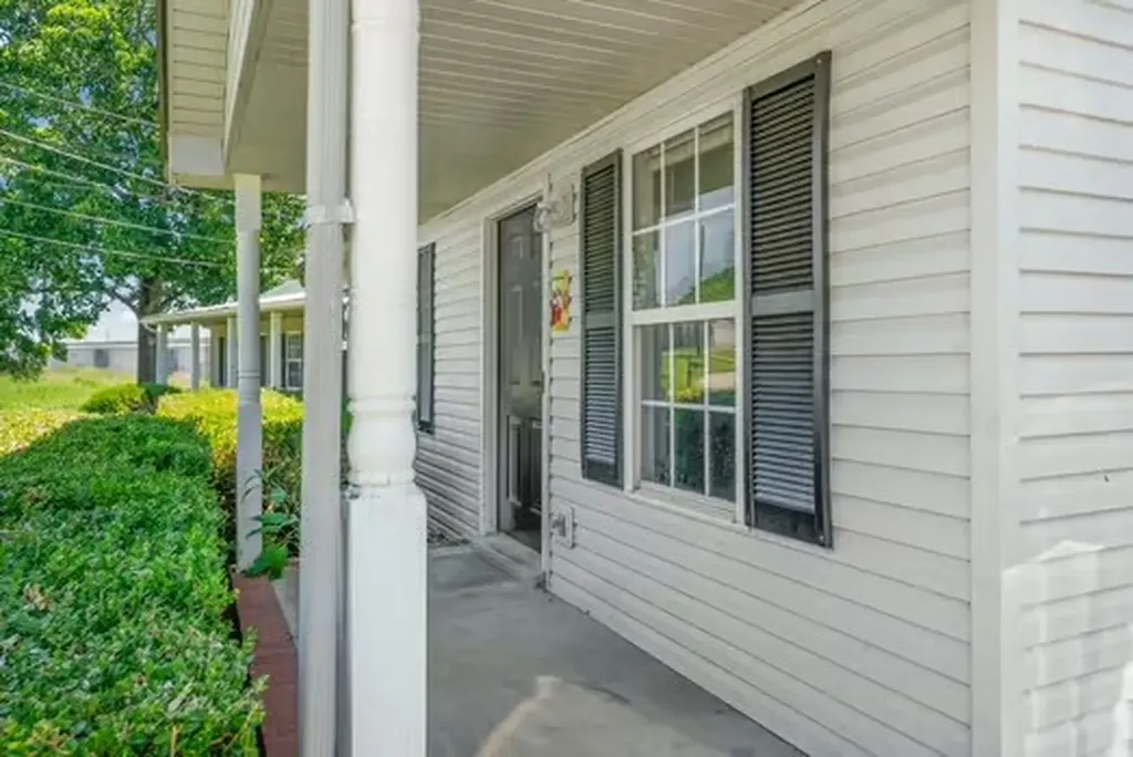 254 Fritz Circle Clarksville TN 37042