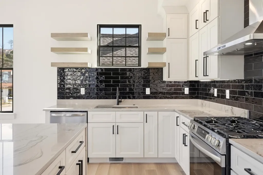 28 Sawyer Street Chattanooga TN 37405