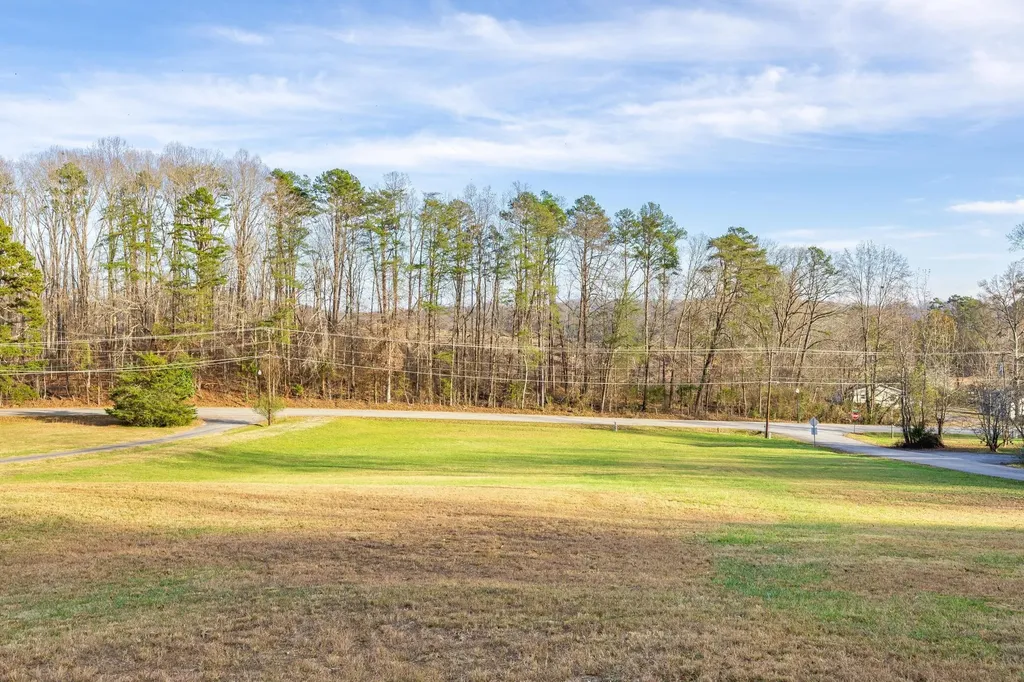 4363 University Drive Ooltewah TN 37363