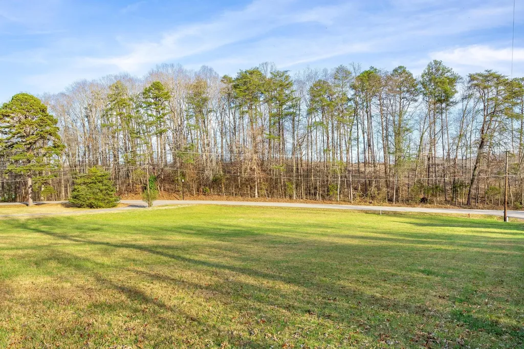 4363 University Drive Ooltewah TN 37363