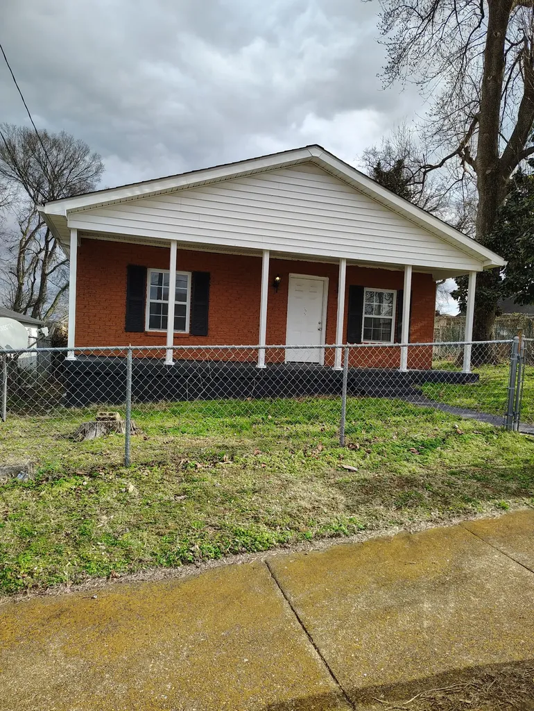1706 23rd Ave, N Nashville TN 37208