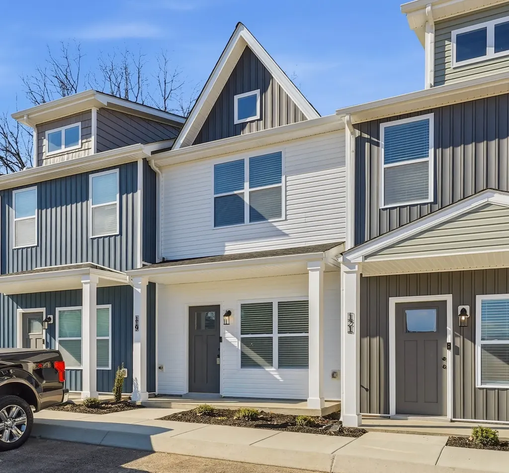 140 Front Ridge Circle Clarksville TN 37040