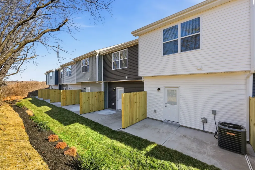140 Front Ridge Circle Clarksville TN 37040