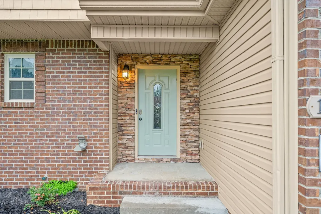 1028 Sunrise Drive Clarksville TN 37042
