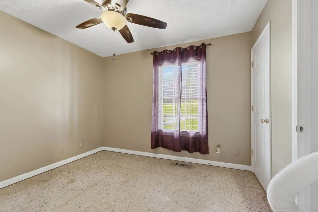 202 Ridgewood Lane Shelbyville TN 37160