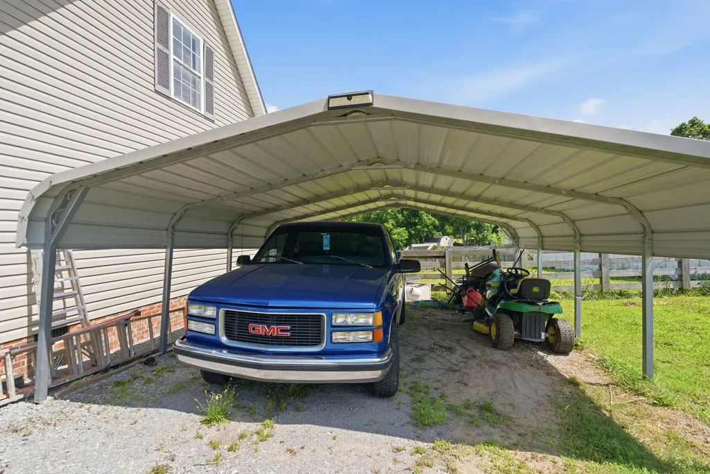 202 Ridgewood Lane Shelbyville TN 37160