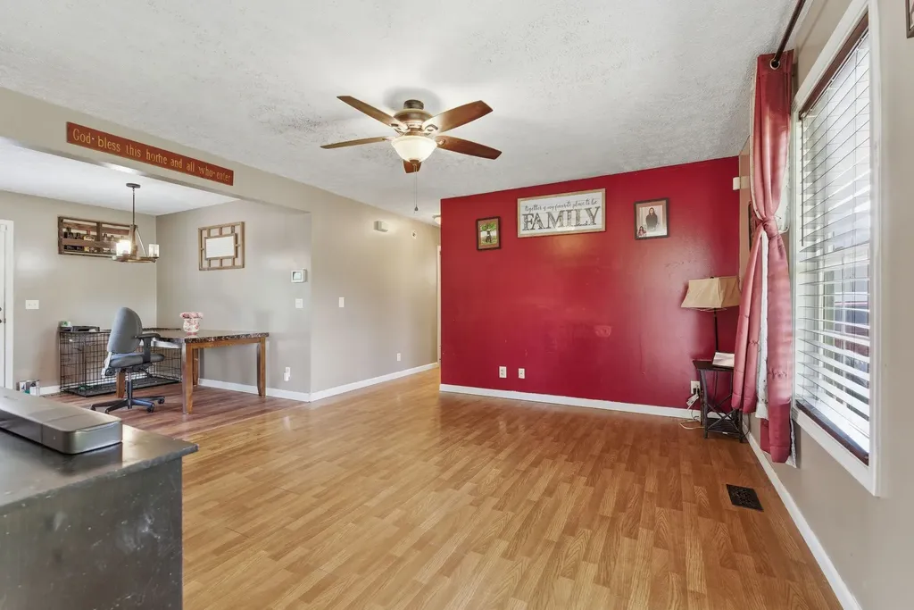 202 Ridgewood Lane Shelbyville TN 37160