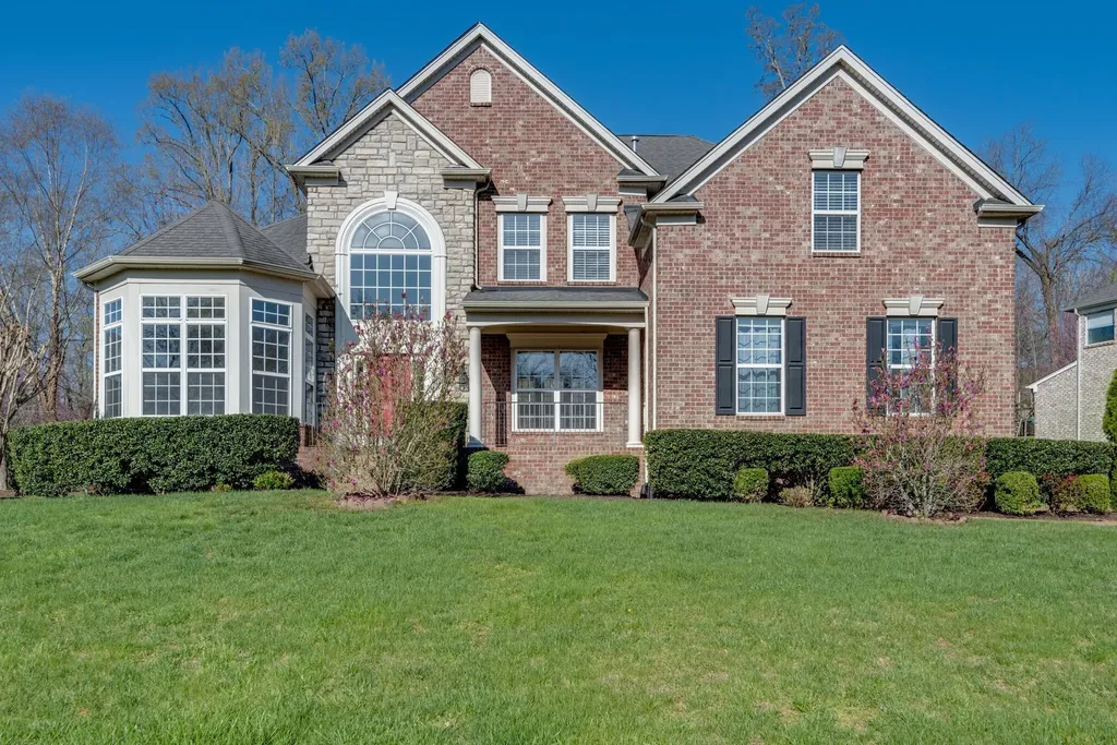 1077 Walnut Bend Lane Brentwood TN 37027