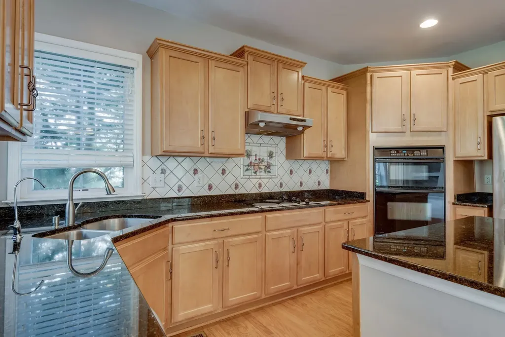 1077 Walnut Bend Lane Brentwood TN 37027