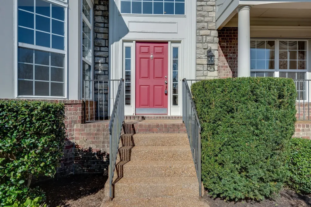 1077 Walnut Bend Lane Brentwood TN 37027