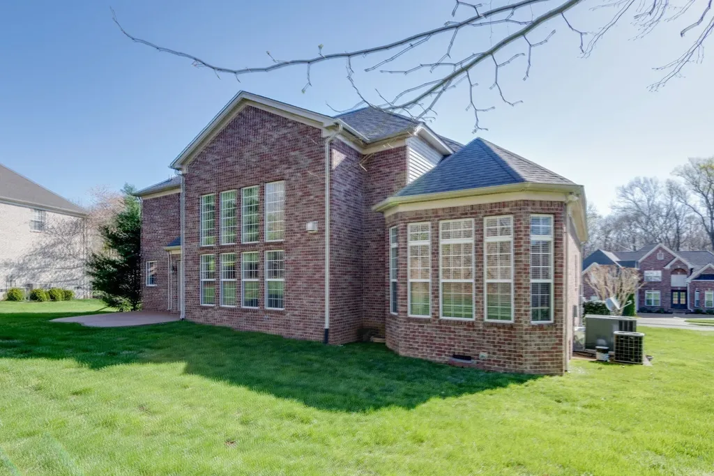1077 Walnut Bend Lane Brentwood TN 37027