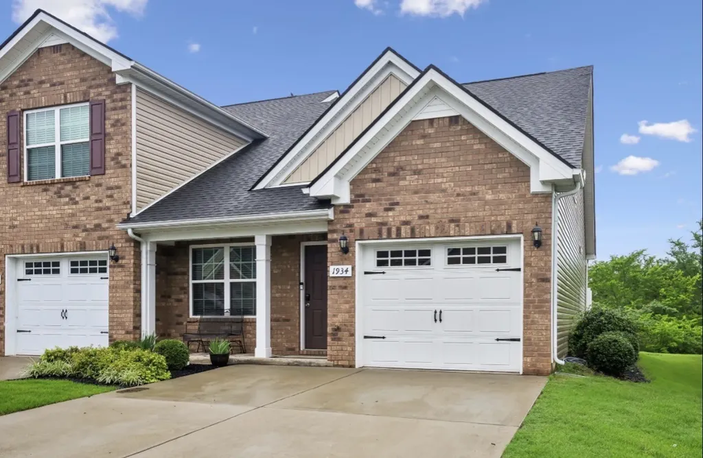 1934 Alysheba Run Murfreesboro TN 37128