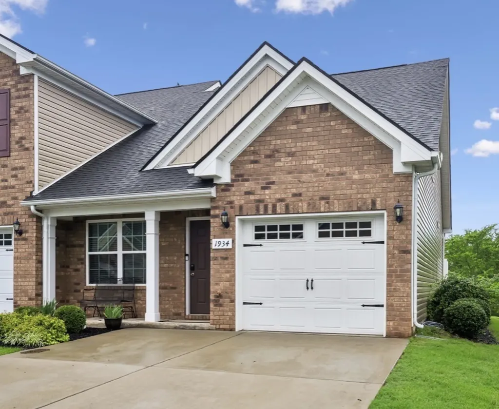 1934 Alysheba Run Murfreesboro TN 37128