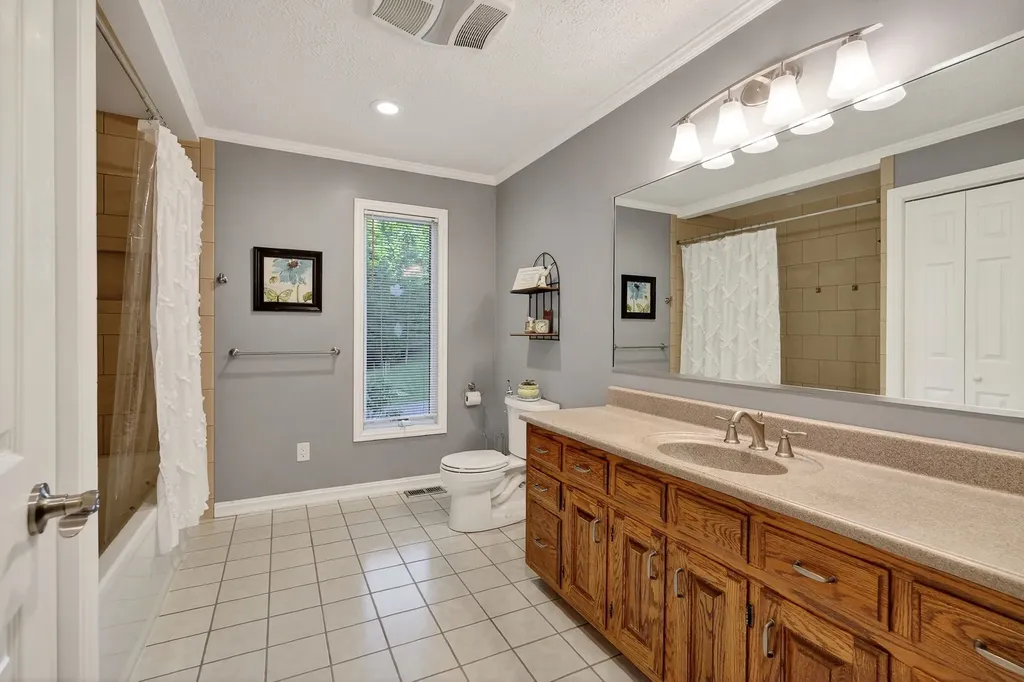 939 Pine Grove Road Smithville TN 37166