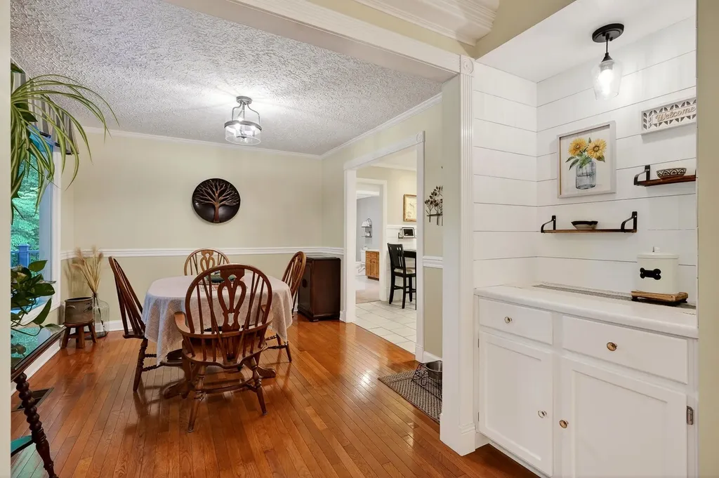939 Pine Grove Road Smithville TN 37166