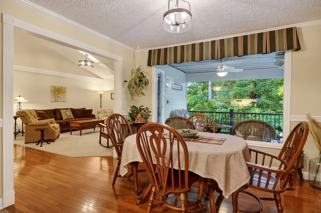 939 Pine Grove Road Smithville TN 37166