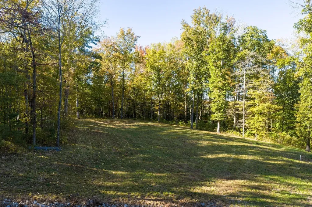 7483 Liberty Road Fairview TN 37062