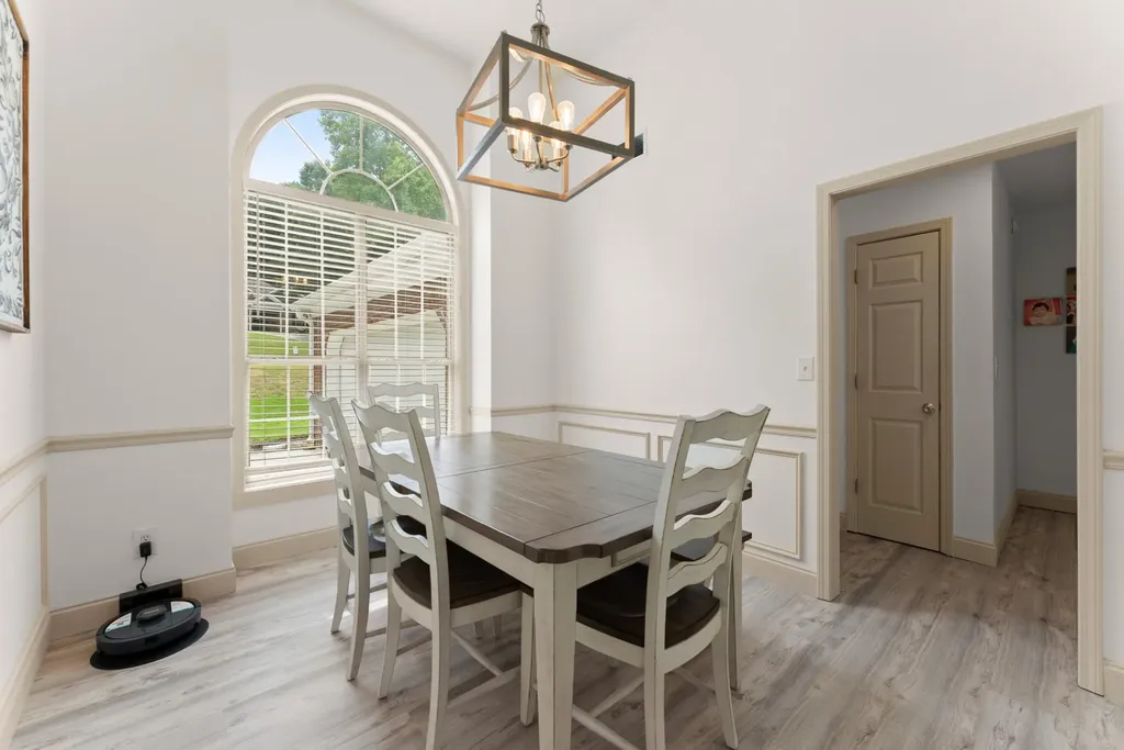 6471 Ivy Springs Drive Flowery Branch GA 30542