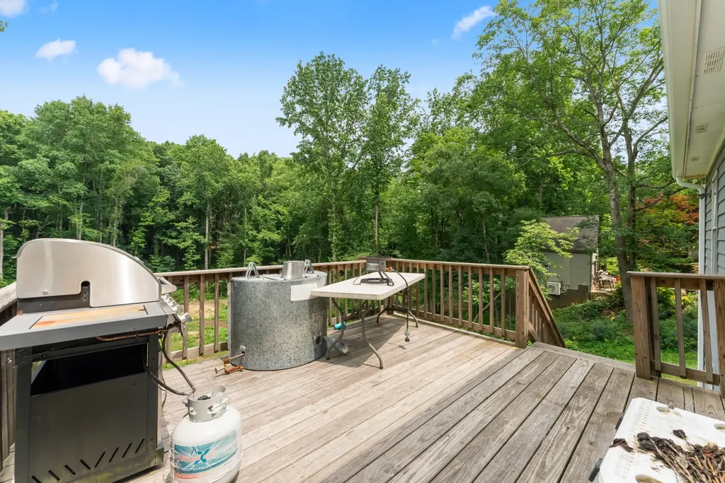 6471 Ivy Springs Drive Flowery Branch GA 30542