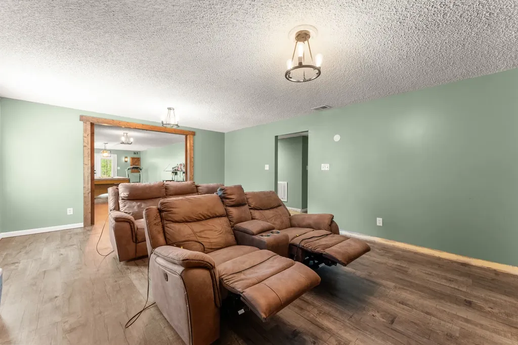 6471 Ivy Springs Drive Flowery Branch GA 30542